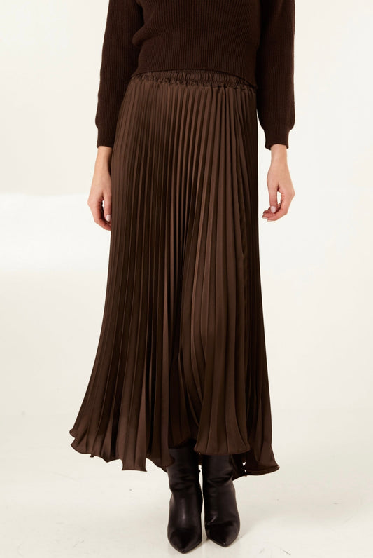 The Pleated Skirt , chocolate