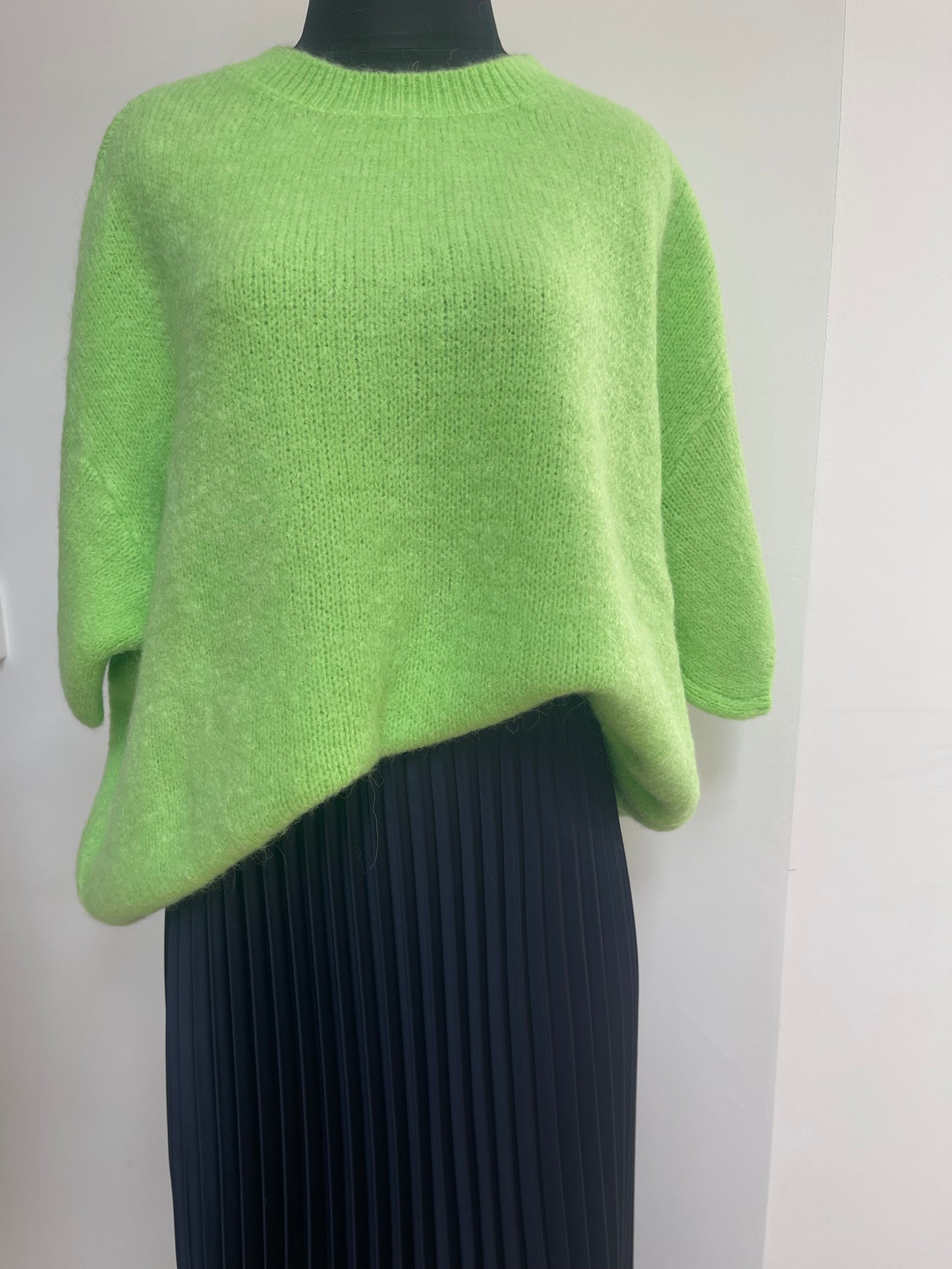 Alpaca Floaty Jumper , lime green