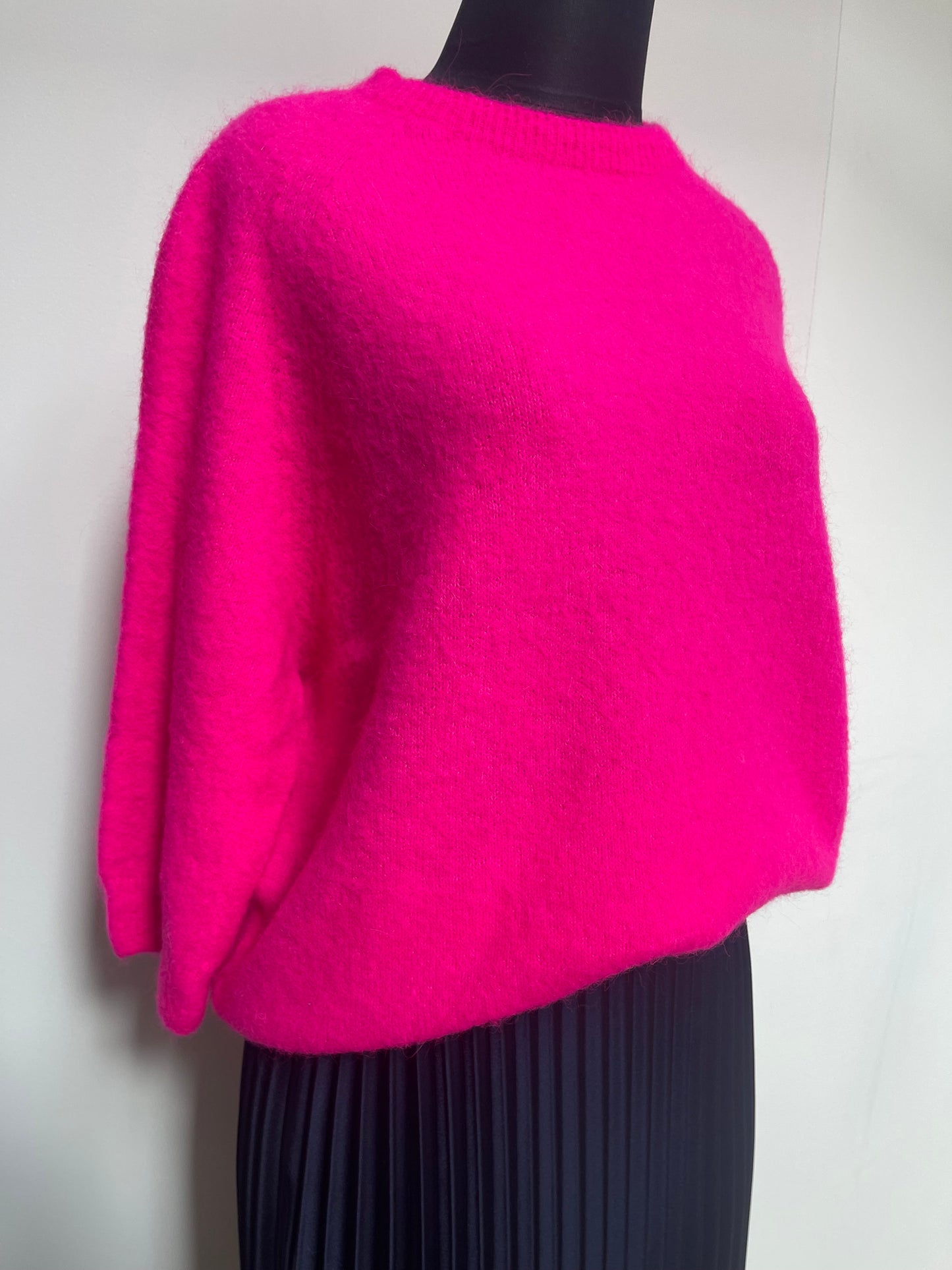 Alpaca Jumper 3/4 Sleeve , neon fuchsia
